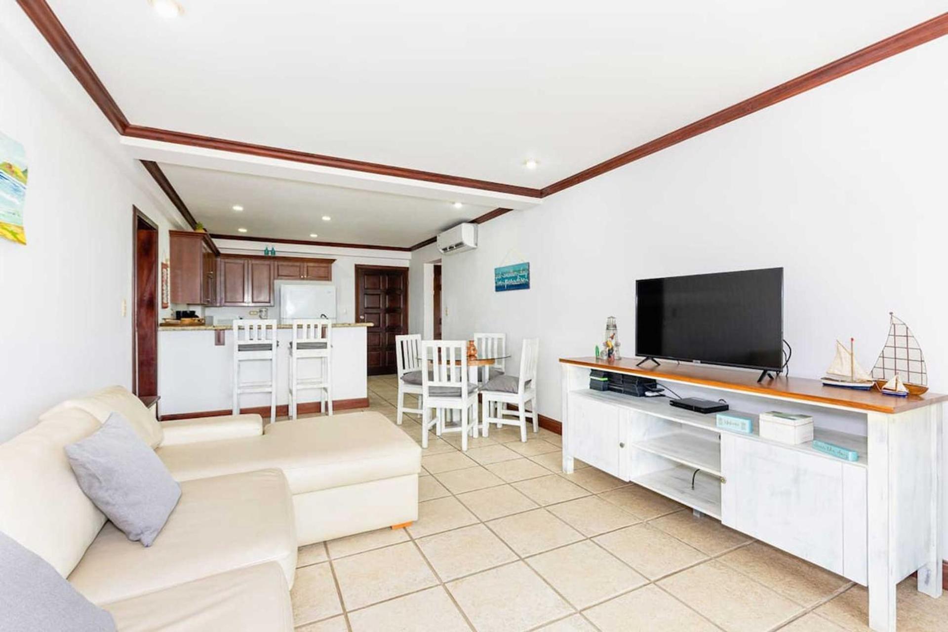 Villa Newly Remodeled Unit In Flamingo With Sweeping Ocean Views From Big Terrace Playa Flamingo Exterior foto