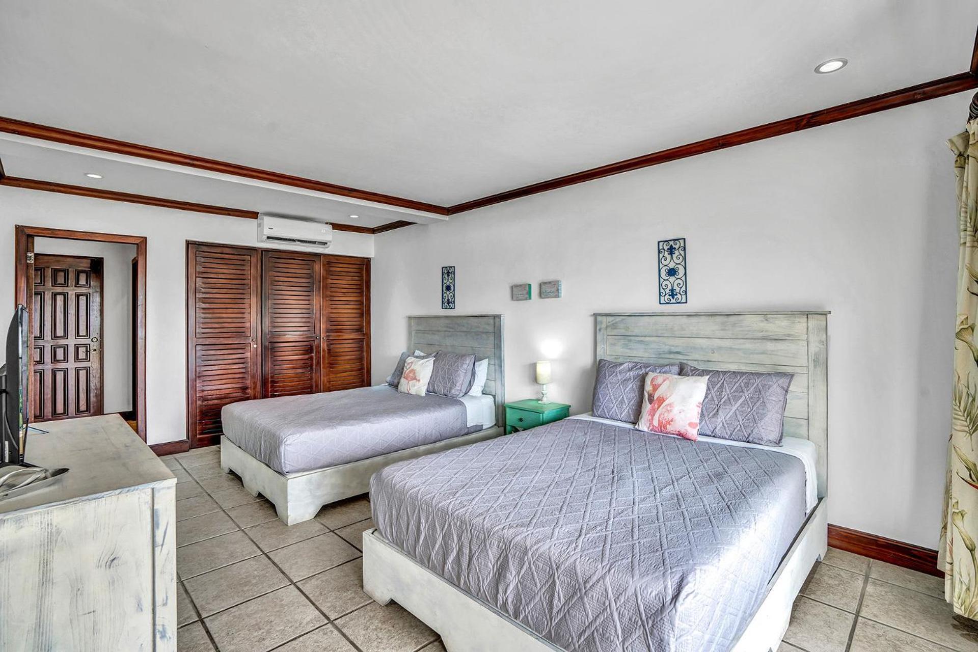 Villa Newly Remodeled Unit In Flamingo With Sweeping Ocean Views From Big Terrace Playa Flamingo Exterior foto